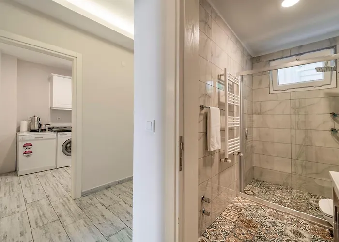 아파트 Nakas 페티예